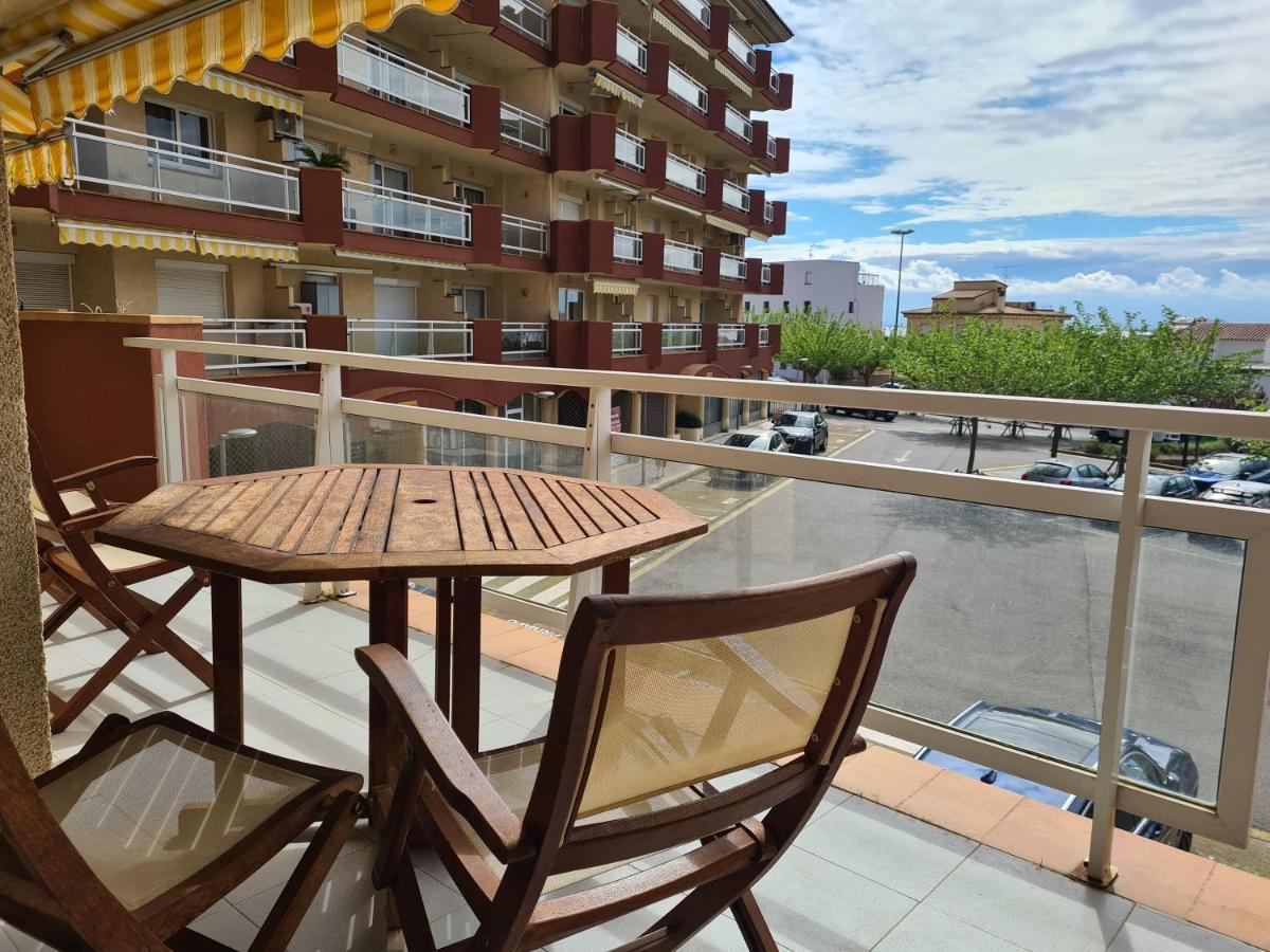 Acogedor Apartamento Vistas Al Mar โรเซส ภายนอก รูปภาพ